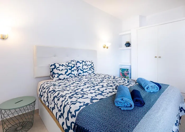 Sunny Paradise With Ocean View 阿德耶